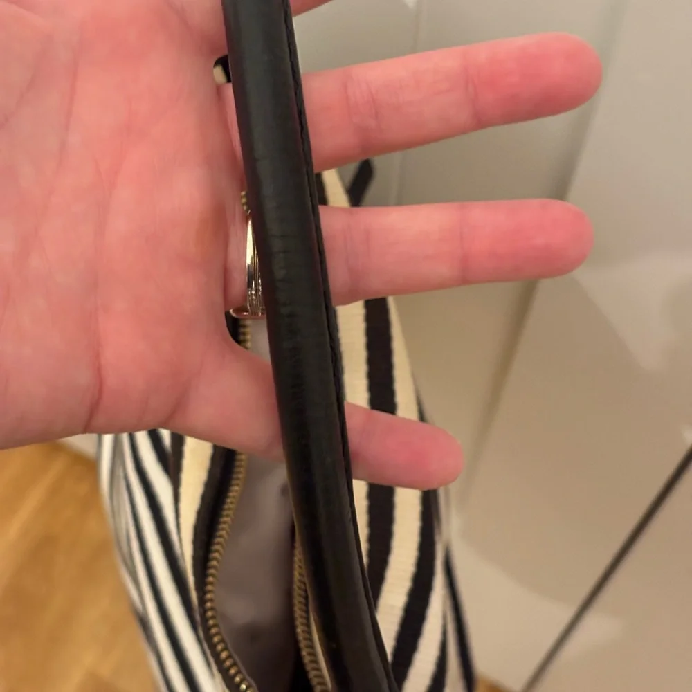 Kate Spade Black and Cream Striped Hand Shoulder Bag 10x10x5 VGUC - Picture 10 of 13